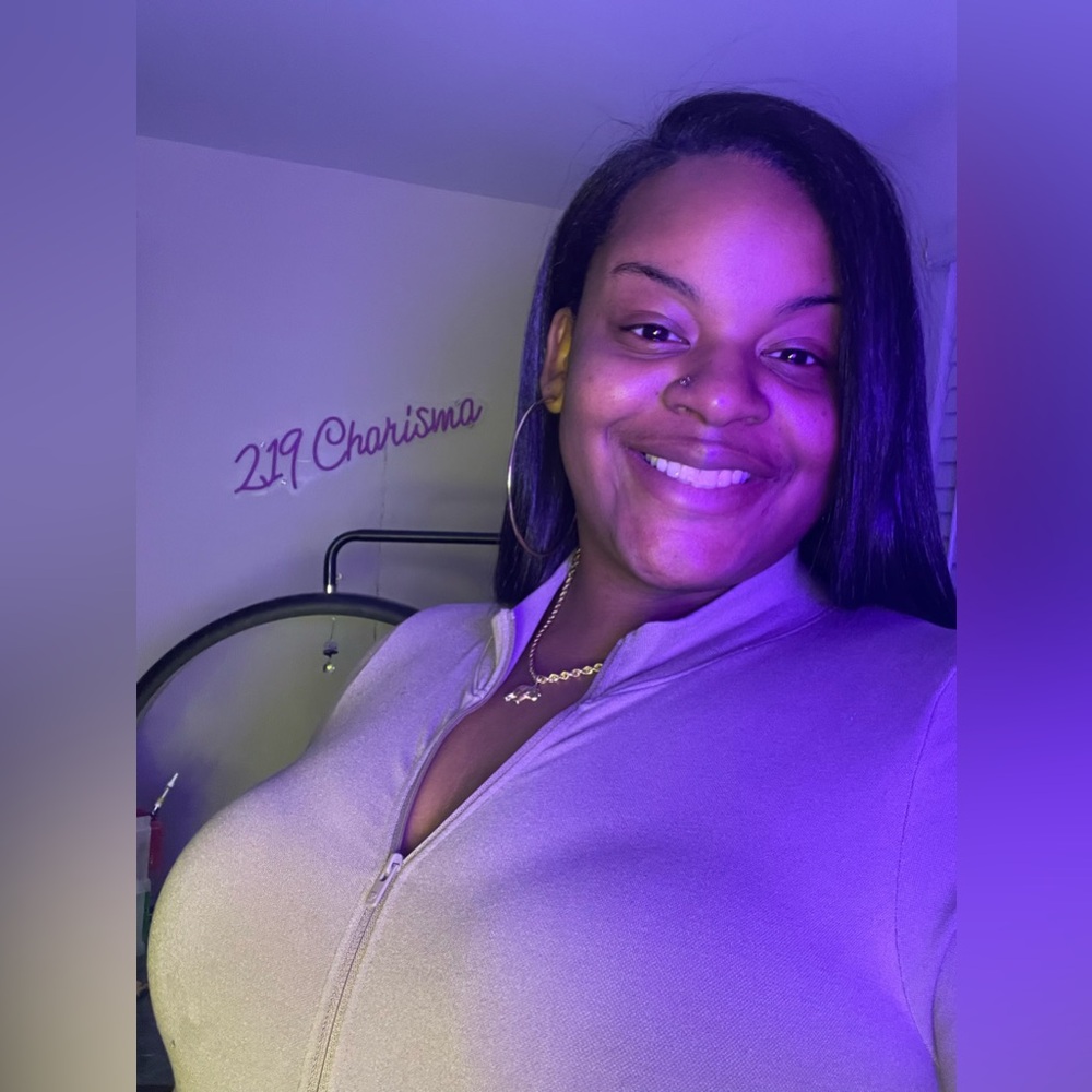 Meet your Posher, Alexus
